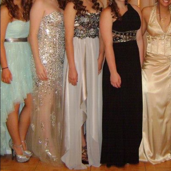 Elegant Silver Prom Dress with Iridescent Beading - Picture 3 of 3